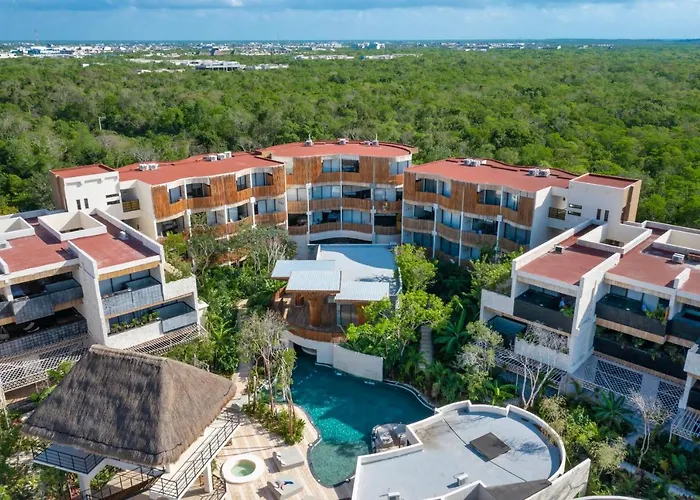 Adora Distinctive Residences Aparthotel