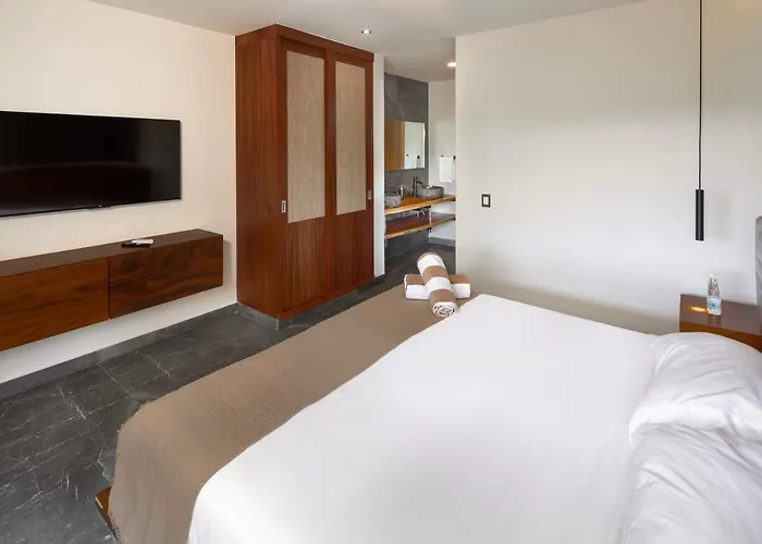 Adora Distinctive Residences Aparthotel *