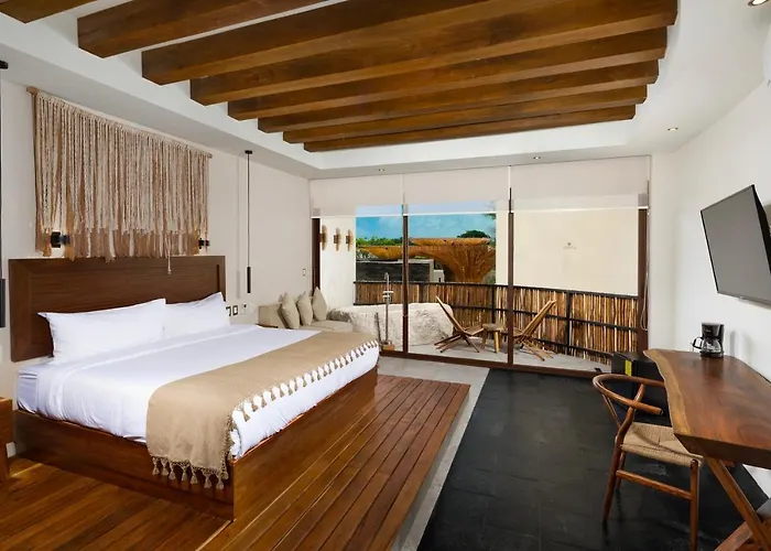 Adora Distinctive Residences